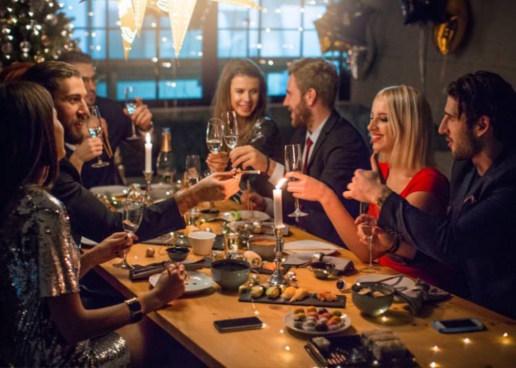 How to Nourish Your Gut Through the Festive Season (Without Cutting Out the Fun)