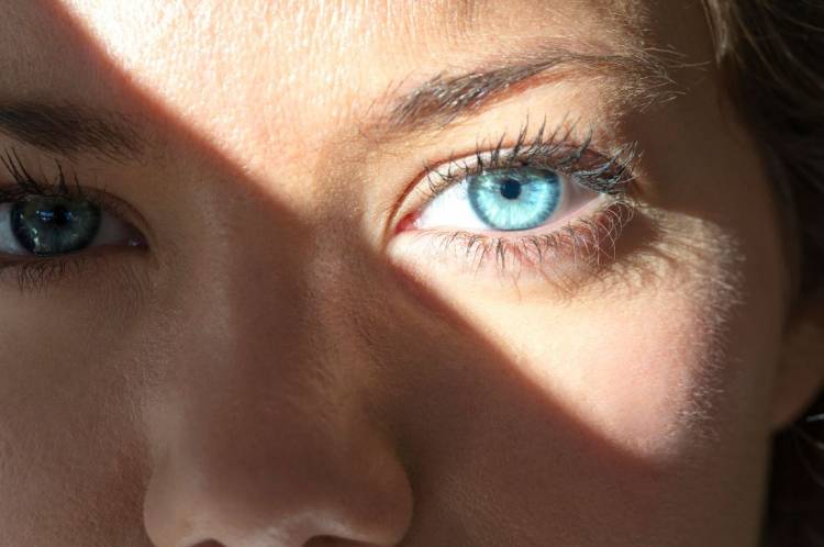 I rischi del sole per gli occhi