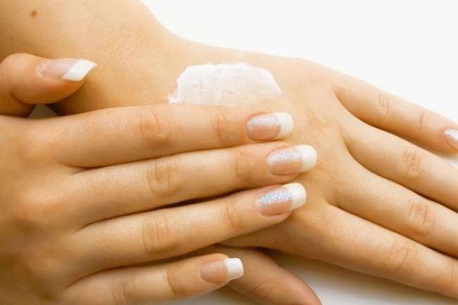 Psoriasis: Symptoms, Causes & Treatment